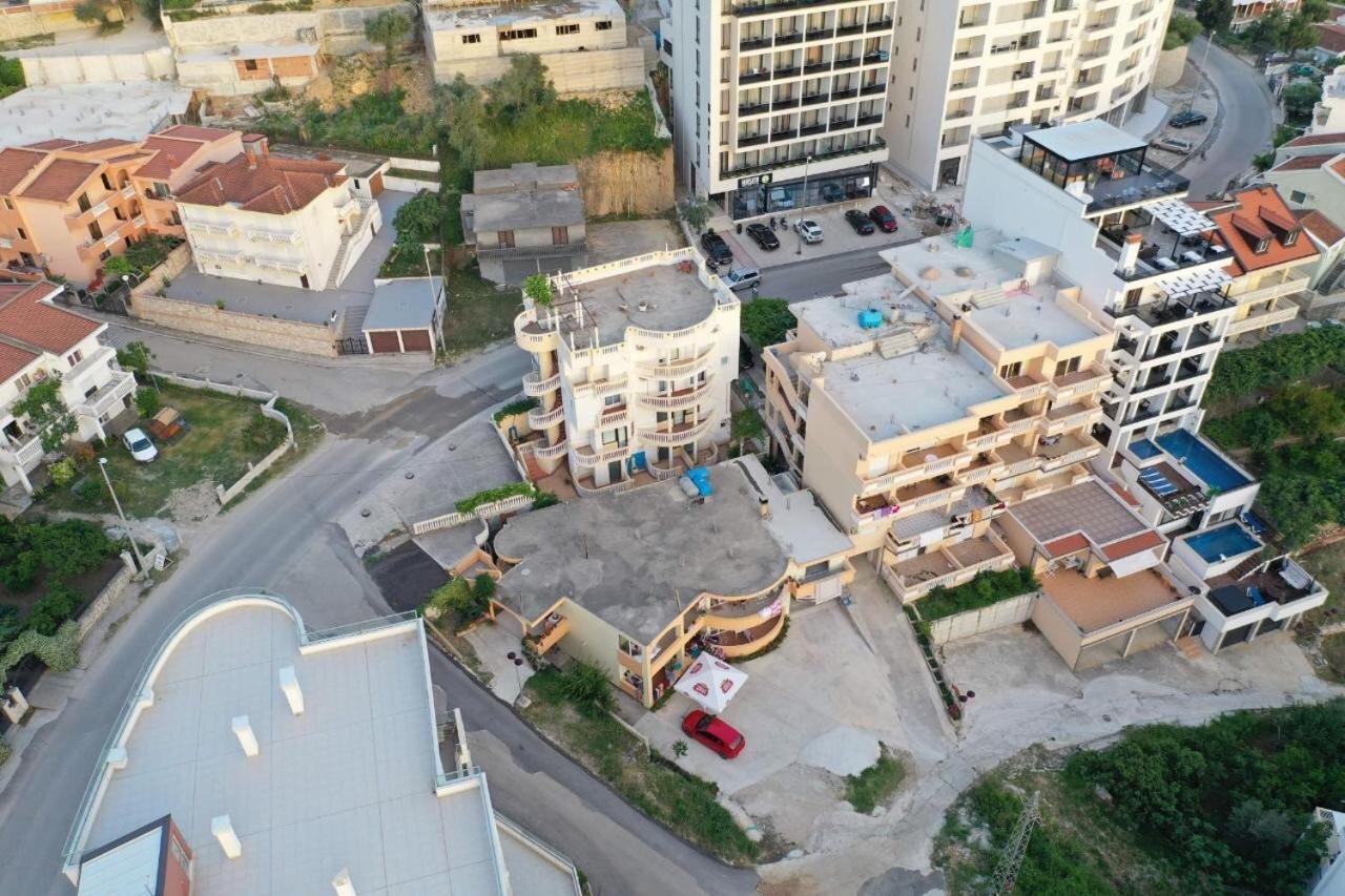 Apartments Delfin อุลซิน ภายนอก รูปภาพ