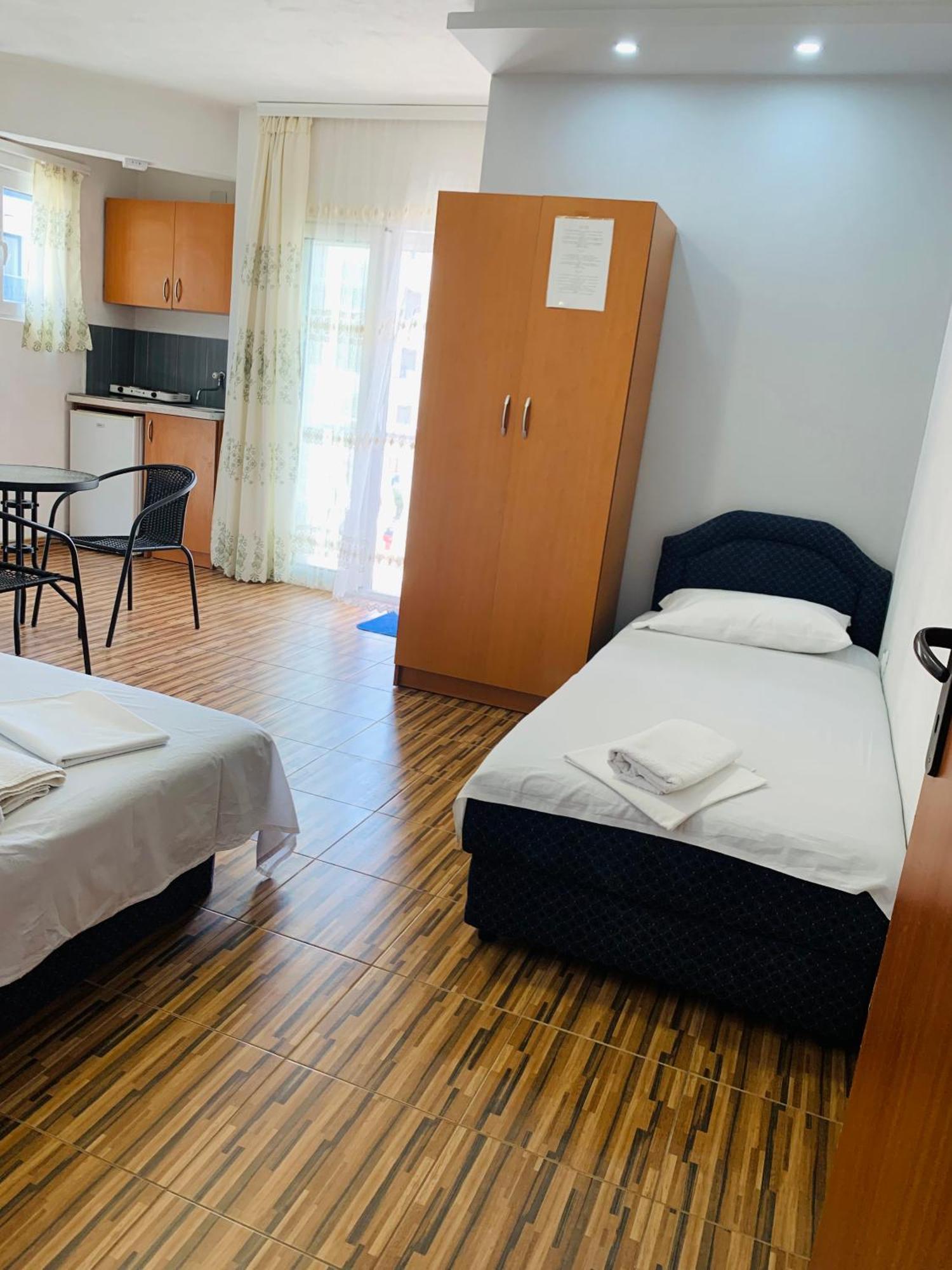 Apartments Delfin อุลซิน ภายนอก รูปภาพ