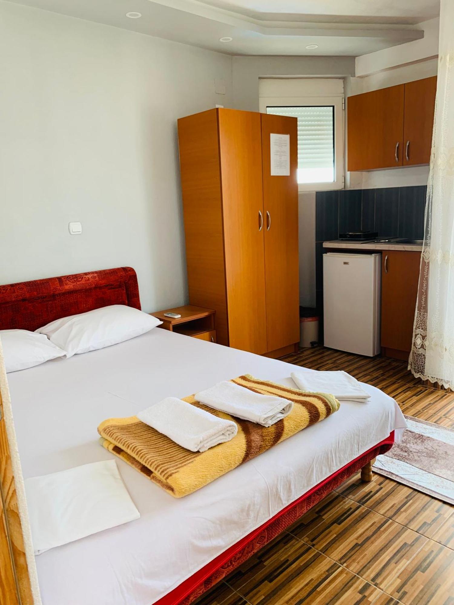 Apartments Delfin อุลซิน ภายนอก รูปภาพ
